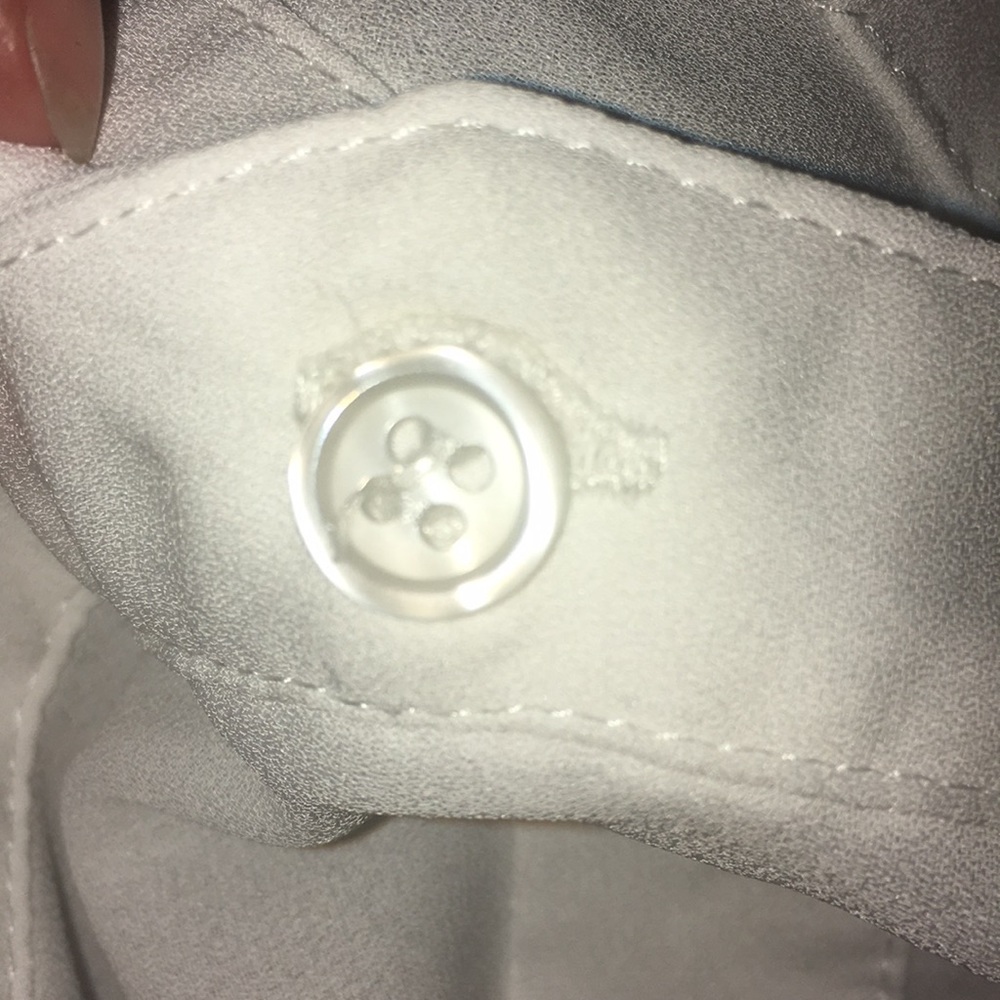 White button up - Picture 3 of 4